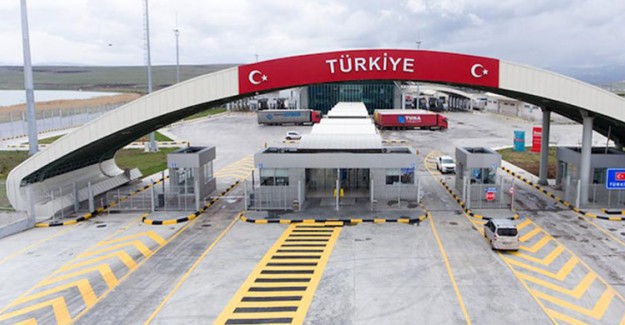 Hatay'daki Zeytin Dalı Gümrük Kapısı Açıldı