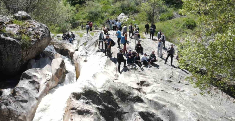 Hattuşa'da 7 Bin Yıllık Tarihe Yolculuk: Doğaseverler Hitit Yolu'nda Buluştu