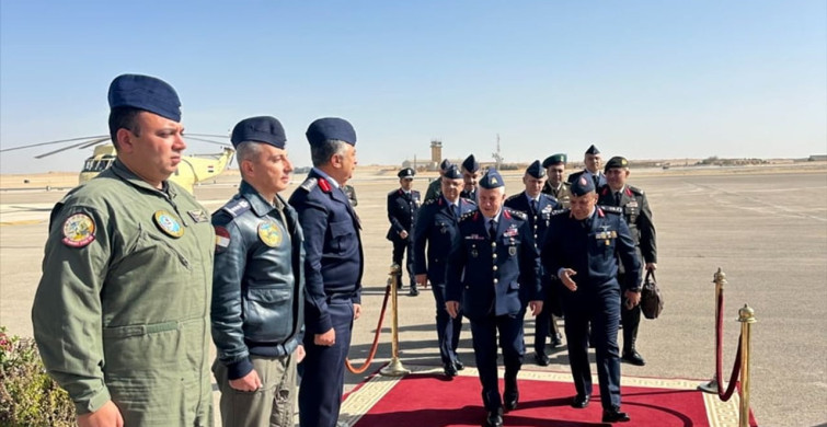Hava Kuvvetleri Komutanı Kadıoğlu Mısır'da