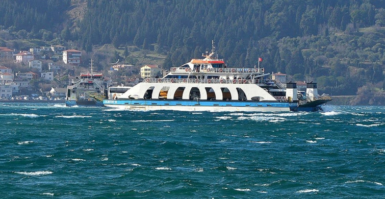 Hava şartları denizleri vurdu: Bozcaada- Gökçeada ilçelerindeki seferler iptal edildi