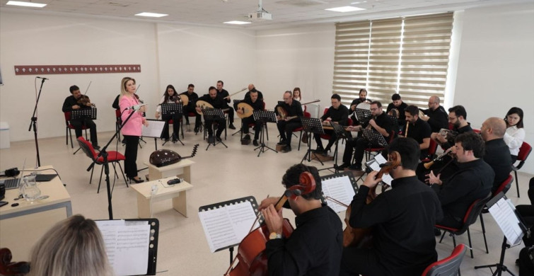 Haveran Türk Musikisi Topluluğu Dinleyicilerle Buluşuyor