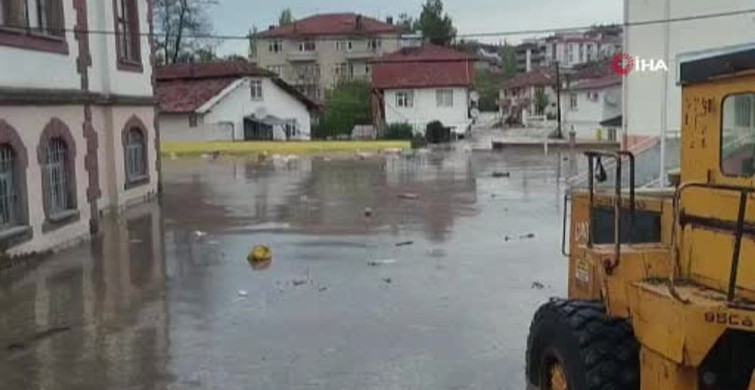 Havza'da Kuvvetli Sağanak Sebebiyle Taşkın Olmuştu