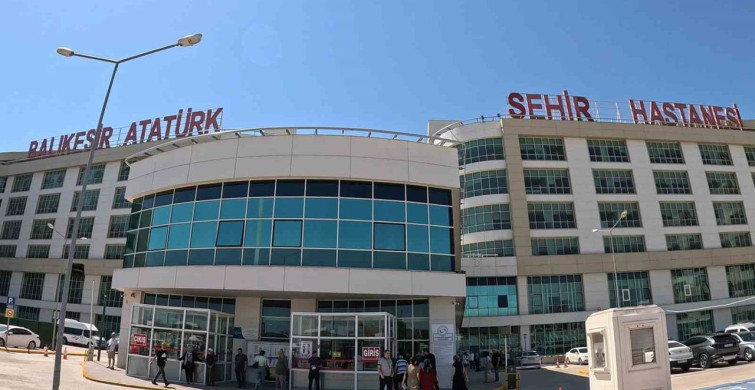 Hayat kurtaran aort yırtılması ameliyatı Balıkesir'de gerçekleştirildi