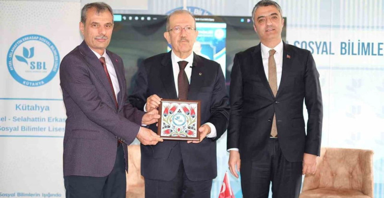 Hayat Sağlık Grubu Kütahya'da Gençlerle Buluştu
