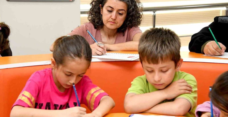 Hayatımın İlk Kütüphanesi Annem Etkinliği