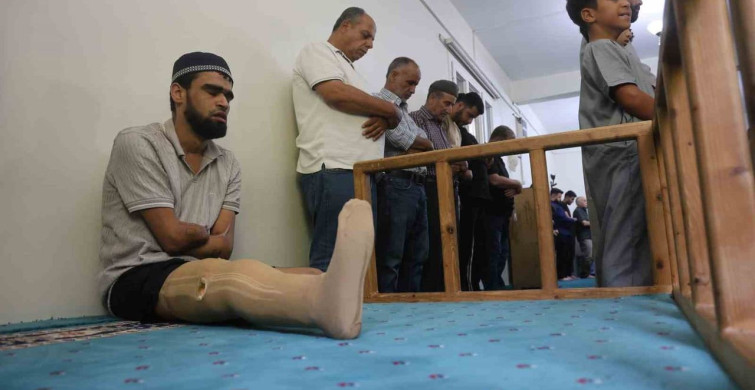 Hayırseverlerin desteğiyle Muhammed'e biyonik kollar ve protez bacak