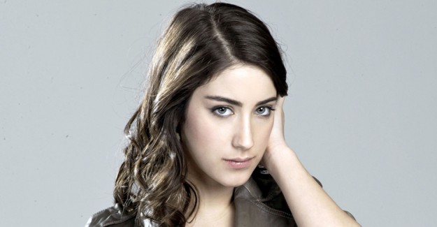 Hazal Kaya: 'Hastasıyım Yalan Değil'