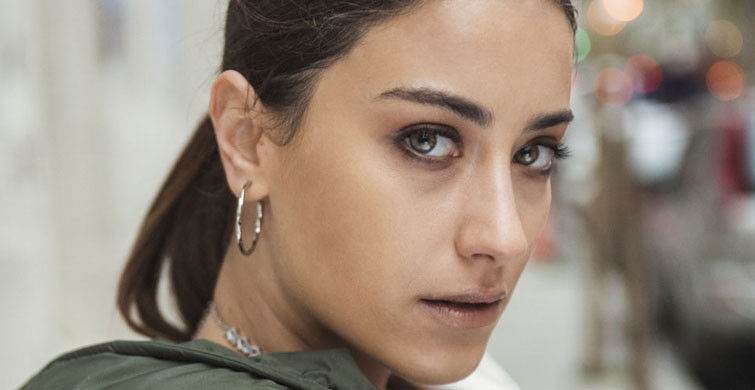 Hazal Kaya, Olumsuz Yorumlardan Etkilenmemesinin Nedenini Açıkladı