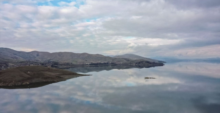 Hazar Gölü: Bayram Tatilcilerinin Yeni Gözdesi