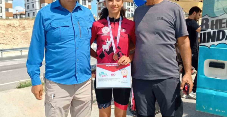 Hena Gümüş'ün Bronz Madalya Zaferi