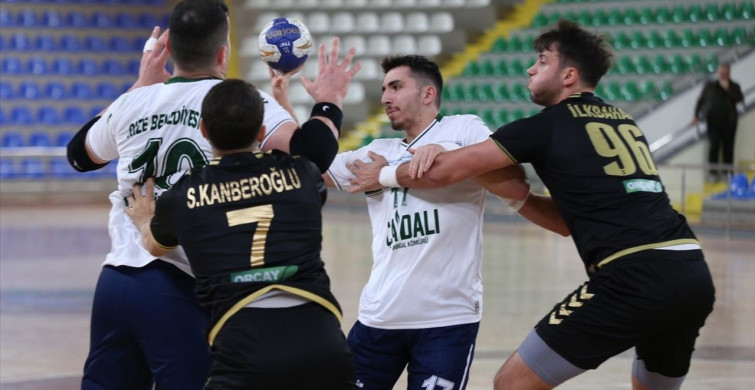 Hentbol: Rize Belediyespor Galibiyetle Ayrıldı