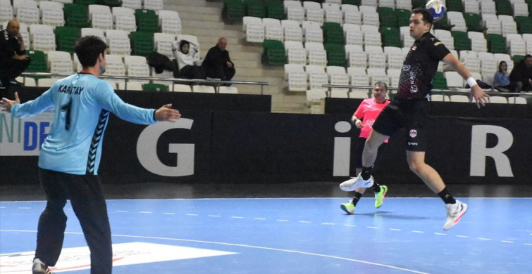 Hentbol Süper Lig'de İstanbul Gençlik'in Galibiyeti