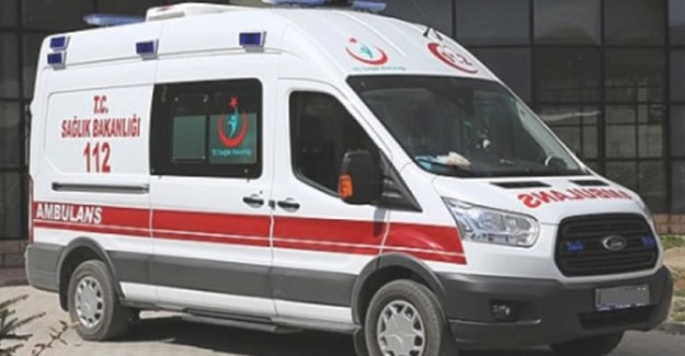 Hentbol Takımını Taşıyan Minibüs Devrildi: 14 Yaralı