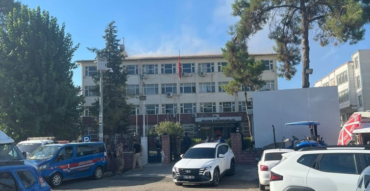 Hilvan Hükümet Konağı'ndaki Yangın Kontrol Altına Alındı