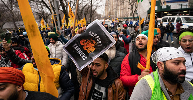 Hindistan' da Protestocu Çiftçiler Parlamento Yürüyüşünü İptal Etti