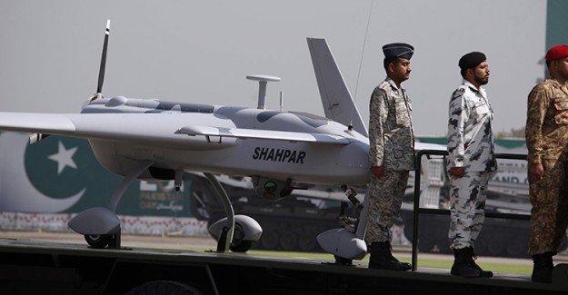 Hindistan Sınırında Pakistan'a Ait İHA Düşürüldü
