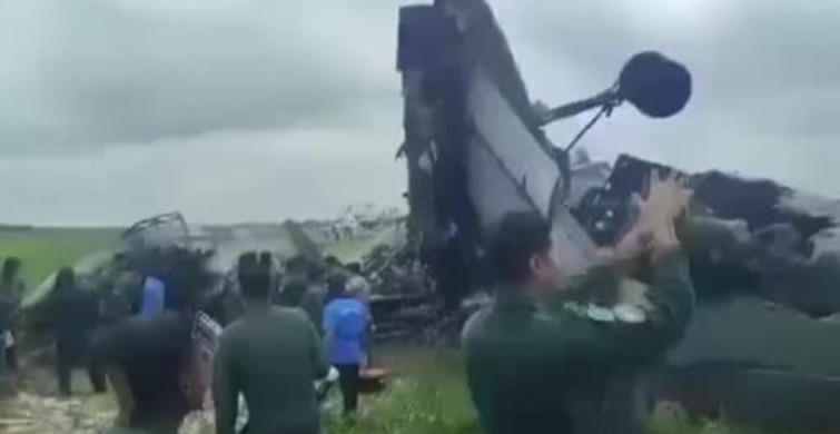 Hindistan’da askeri nakliye uçağı düştü