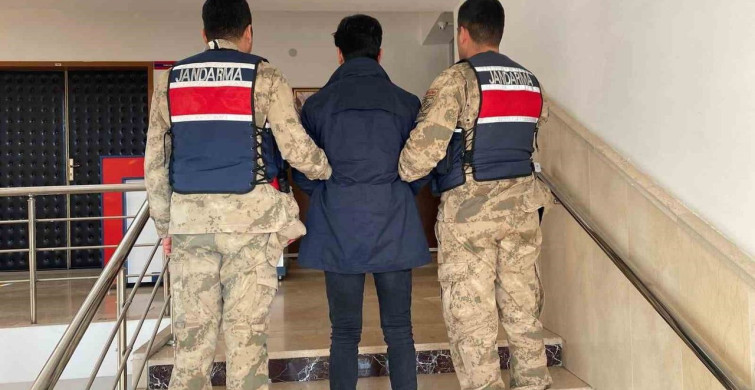 Hırsızlık Suçundan Aranan Şahıs Jandarma Tarafından Yakalandı