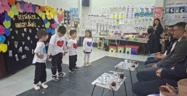 Hisarcık Güldüren ilkokulu ana sınıfında yıl sonu sergisi
