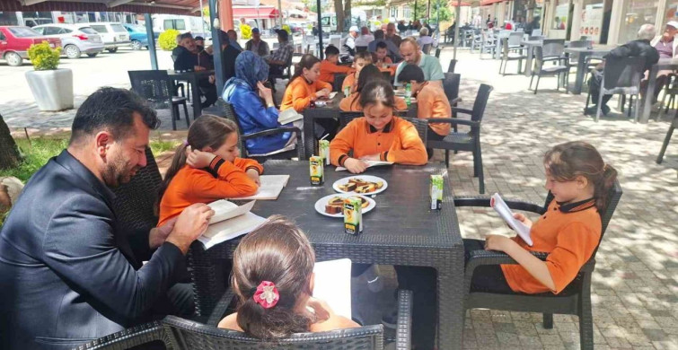 Hisarcık'ta Öğrencilerden Kitap Okuma Etkinliği