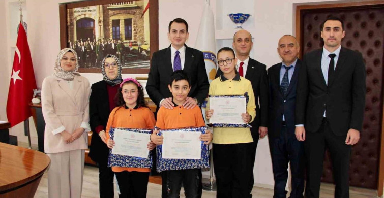 Hisarcık'ta Öğrencilere Kitap Okuma Ödülleri