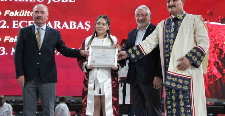 Hitit Üniversitesi’nde Mezuniyet Coşkusu
