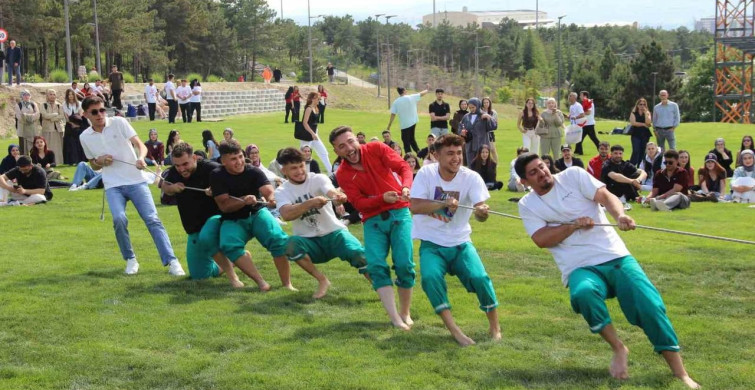 Hitit Üniversitesi'nde Sağlık, Kültür ve Spor Fest ’26 Heyecanı