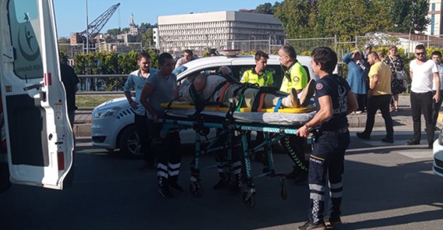 Hızını Alamayan Genç Sürücü Yaya Geçidinde Yaşlı Adama Çarptı