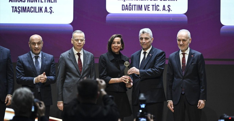 Hizmet İhracatında Türkiye'nin Başarıları Kutlandı