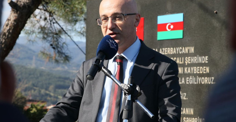 Hocalı Katliamı'nda Hayatını Kaybedenler İzmir'de Anıldı