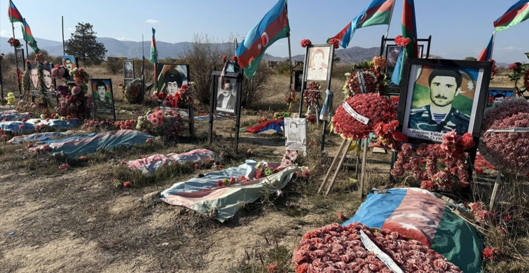 Hocalı Şehitleri Mezarlığı Ziyaret Ediliyor