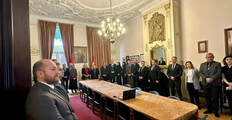 Hollanda'da Ahmet Benler İçin Anma Töreni Düzenlendi