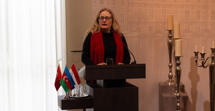 Hollanda'da Hocalı Katliamı Kurbanları Anıldı