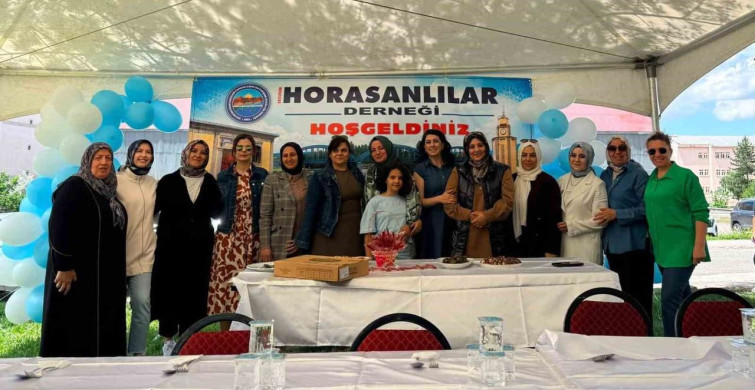 Horasanlılar Derneği Kadın Kolları'ndan Aşure İkramı ve piknik programı