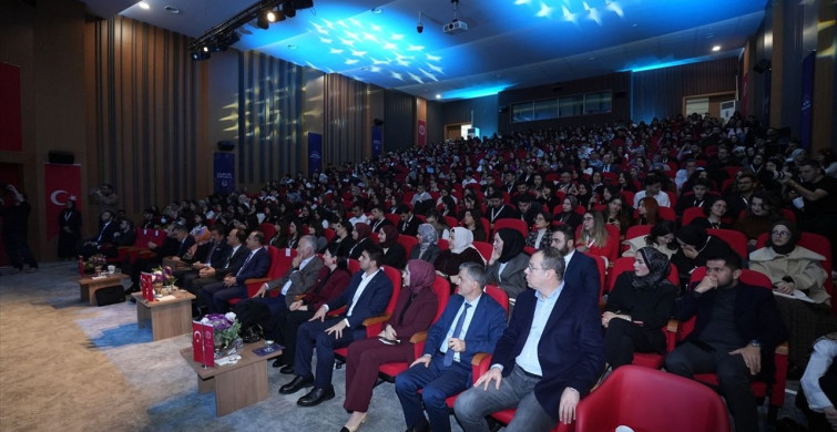 Hukuk Okulu'nun Sekizinci Dönemi İstanbul'da Başladı