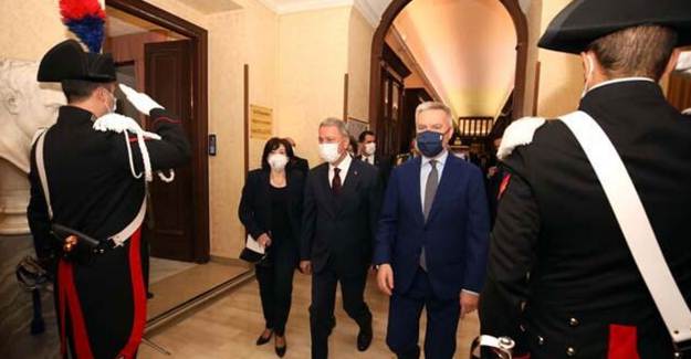 Hulusi Akar, İtalyan Mevkidaşı ile Görüştü