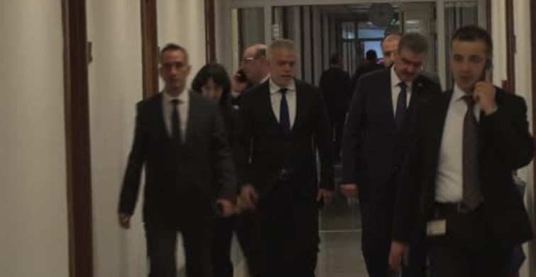 Hulusi Akar, KKTC Büyükelçisi İsmet Korukoğlu'nu Ağırladı