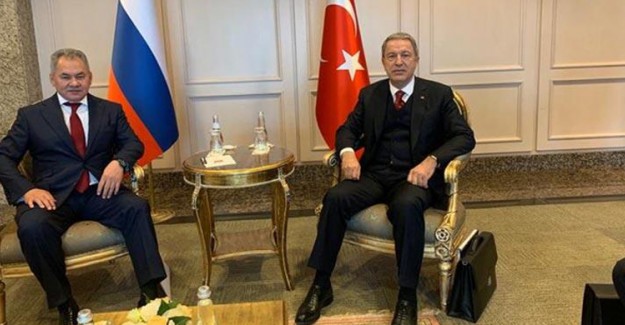 Hulusi Akar, Rus Mevkidaşıyla Görüştü