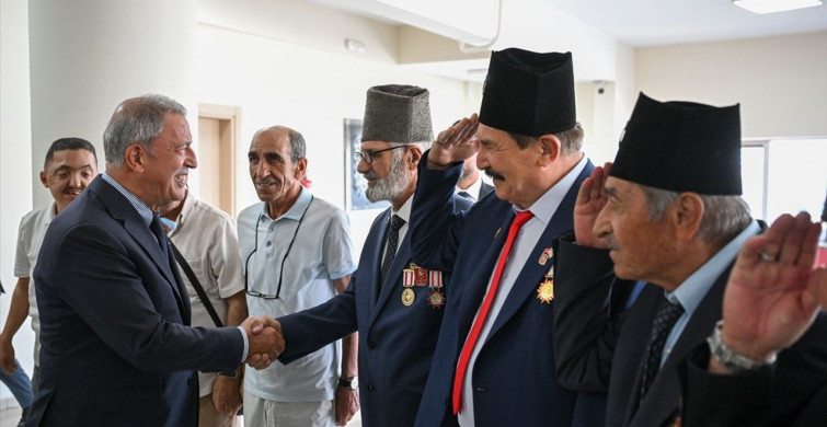 Hulusi Akar, Terörle Mücadele ve Birlik Vurgusu Yaptı