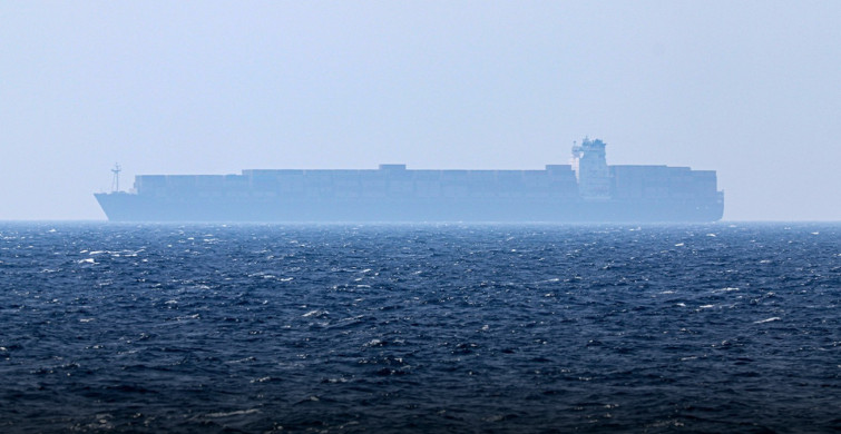 Hürmüz Boğazı’nda Kritik Gelişme: İran Dışı İlk Petrol Tankeri Geçiş Yaptı