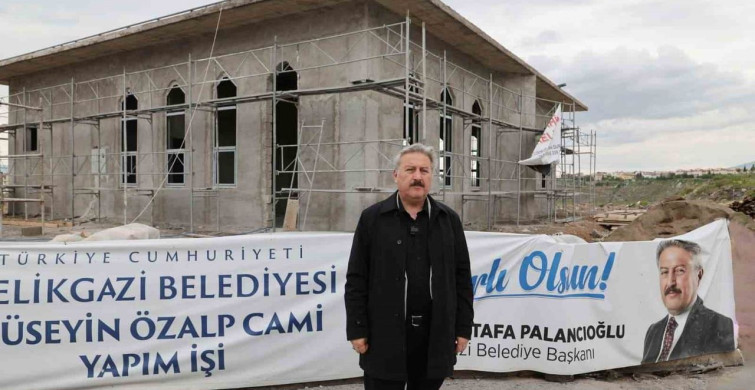 Hüseyin Özal Cami İbadete Açılmaya Hazırlanıyor
