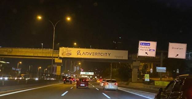 İBB İdaresi İstanbul'daki Üst Geçitleri Kiraya Verdi