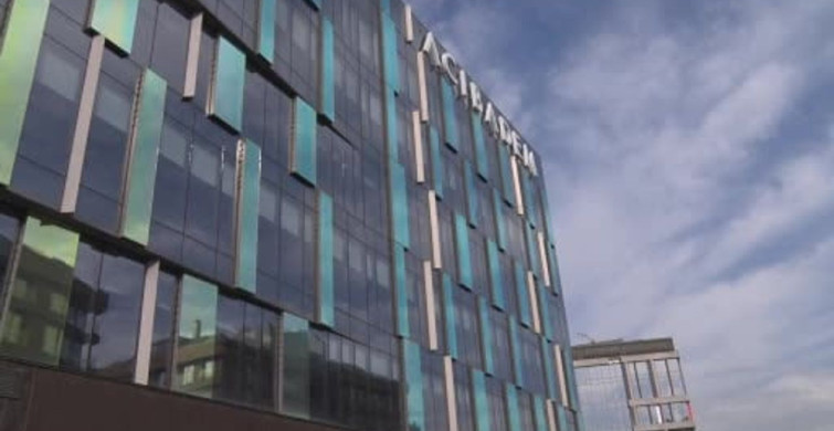 İbrahim Tatlıses Hastaneye Kaldırıldı: Başhekim Açıklama Yaptı