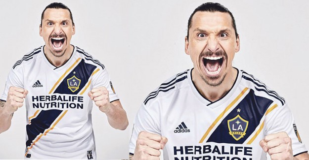 İbrahimovic, LA Galaxy'ye Transfer Oldu