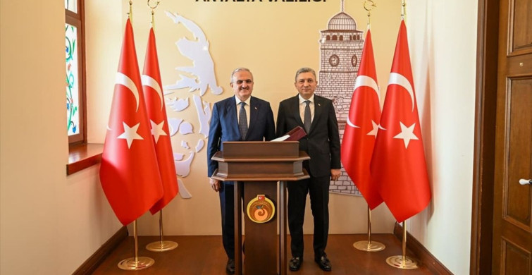 İçişleri Bakan Yardımcısı Karaloğlu Antalya'da Toplantı Düzenledi