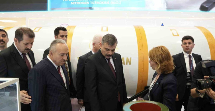 İçişleri Bakanı Çiftçi, SAHA EXPO'da Yerli ve Milli Ürünleri İnceledi