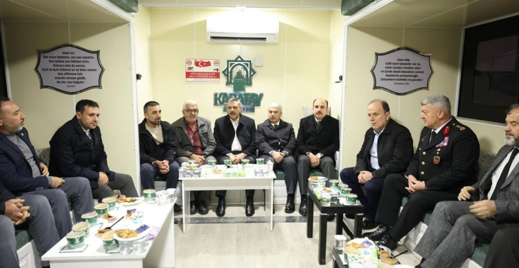 İçişleri Bakanı Çiftçi, Şehit Uzman Çavuş'un Ailesini Ziyaret Etti