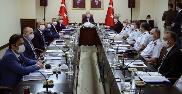 İçişleri Bakanı Soylu Başkanlığında Gerçekleştirilen Güvenlik Toplantısı Başladı