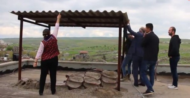 İdil Belediyesi'ni Kazanan HDP İlk İş Olarak Polis Mevzilerini Yıktı