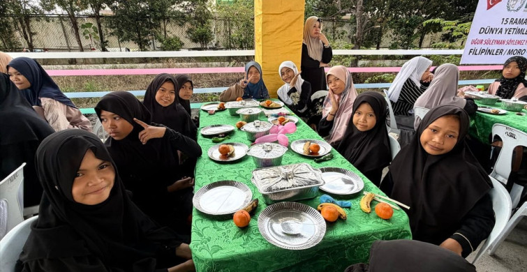 İHH Filipinler'de Dünya Yetimler Günü'nü Kutladı